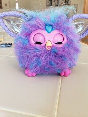 Hasbro Furby Purple Tye Dye Glowing Light Up Ears Talking Interactive Toy